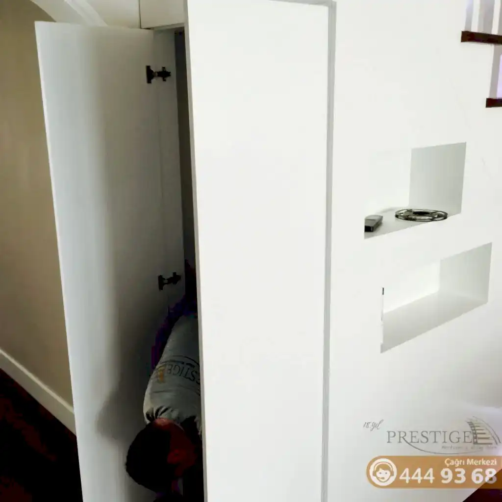 dubleks ev merdiven altı dolap