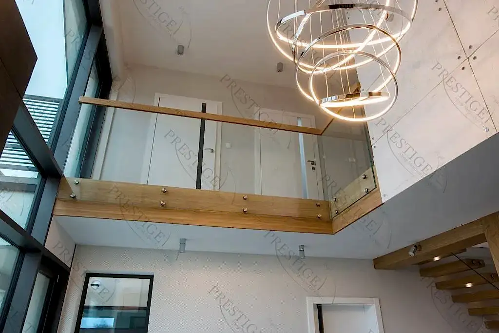 dubleks merdiven modeli cam üstü küpeşteli