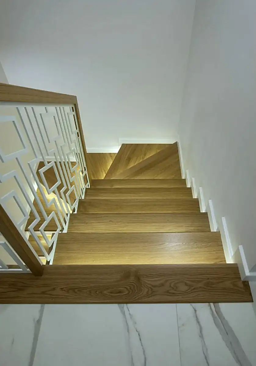 Meşe Basamak Kaplamalı Dubleks Merdiven Modeli