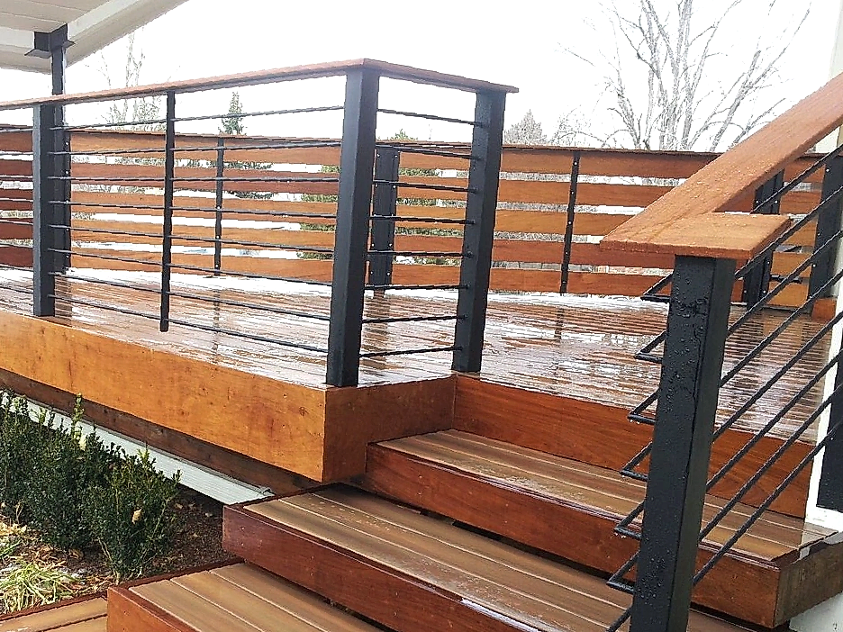 Dış mekanda yağ ile güçlendirilmiş demir üstü küpeşte modeli