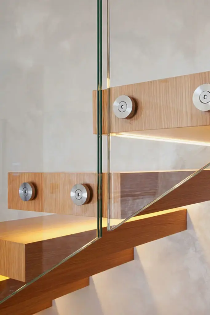 Uçan merdiven yapımı